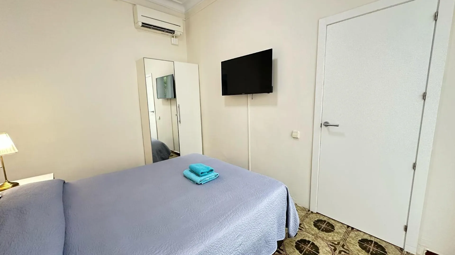 Homestay Alojamiento Diputacion Barcelona